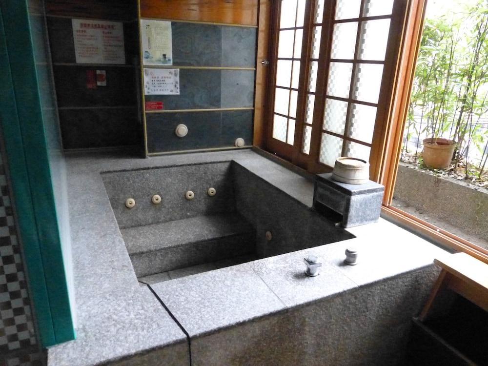 Full Moon Spa Wulai Bagian luar foto