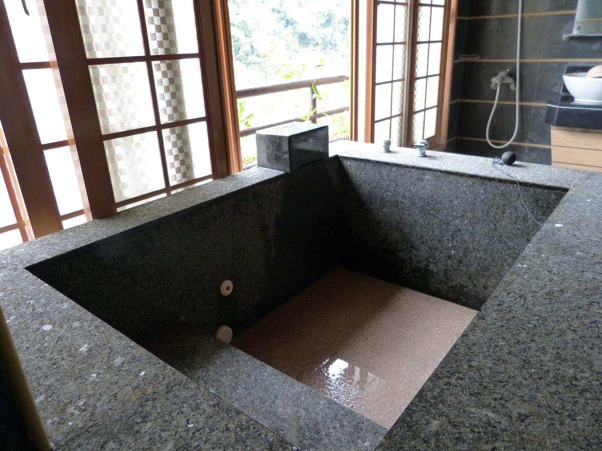 Full Moon Spa Wulai Bagian luar foto